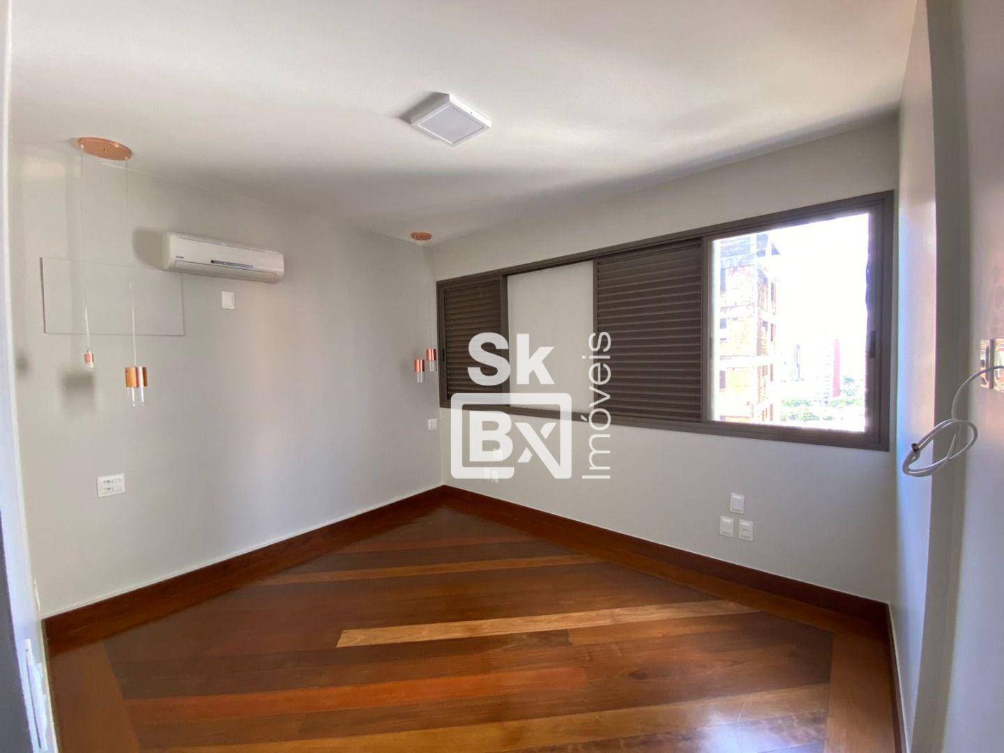 Apartamento à venda com 4 quartos, 271m² - Foto 19