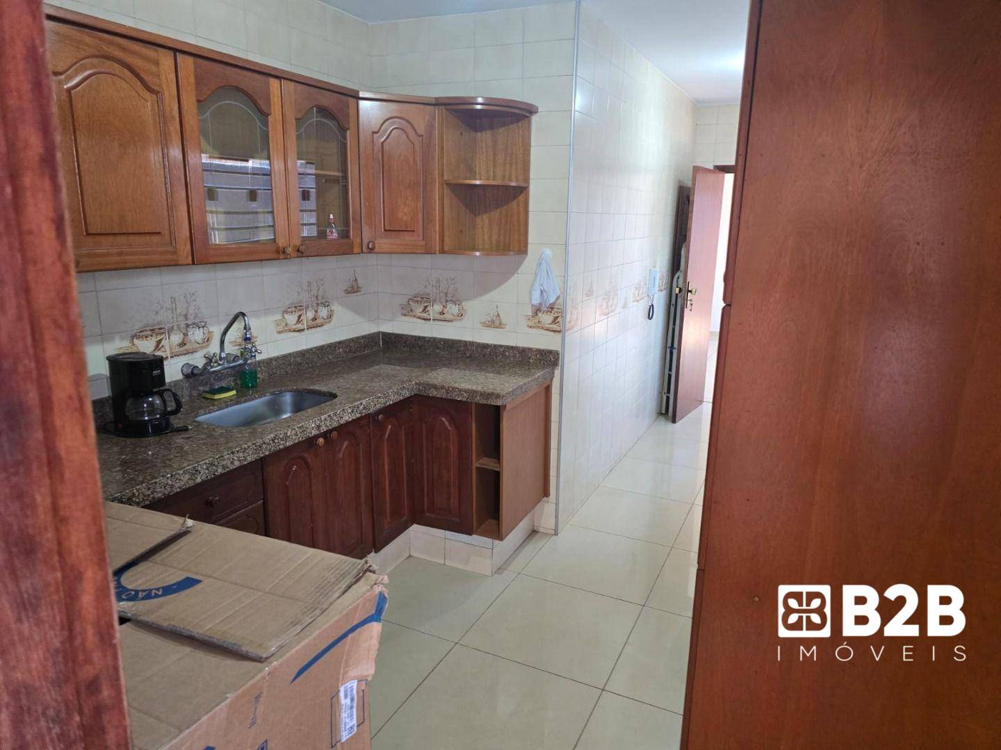 Casa à venda com 5 quartos, 290m² - Foto 26
