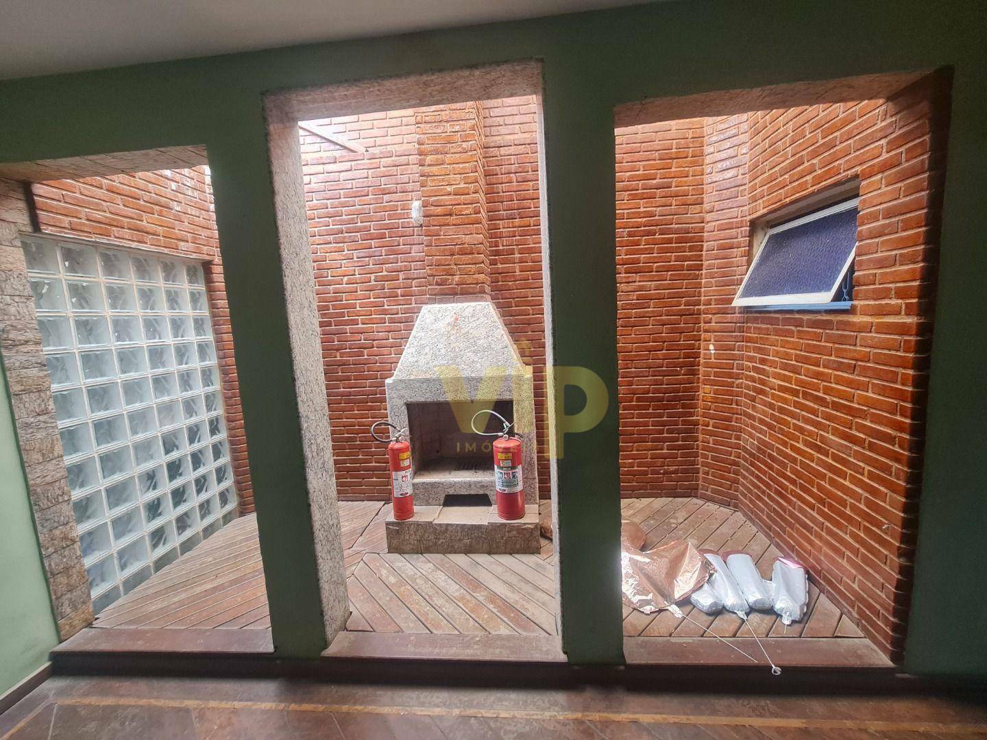 Casa à venda com 5 quartos, 600m² - Foto 9