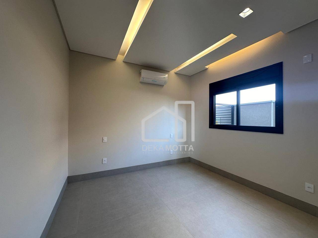 Casa de Condomínio à venda com 4 quartos, 28866m² - Foto 12