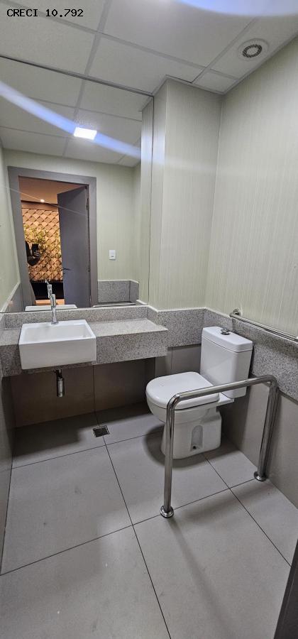 Conjunto Comercial-Sala à venda com 13 quartos, 421m² - Foto 8