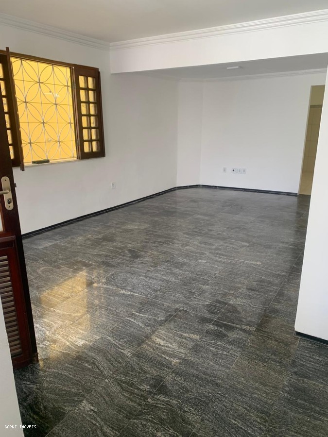 Casa à venda com 4 quartos, 151m² - Foto 24