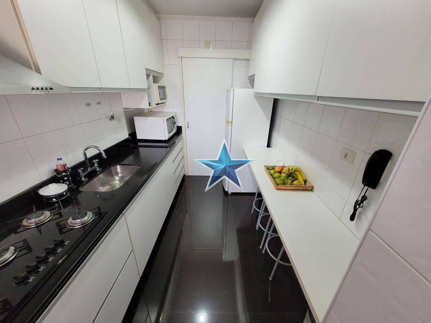 Apartamento à venda com 3 quartos, 80m² - Foto 4