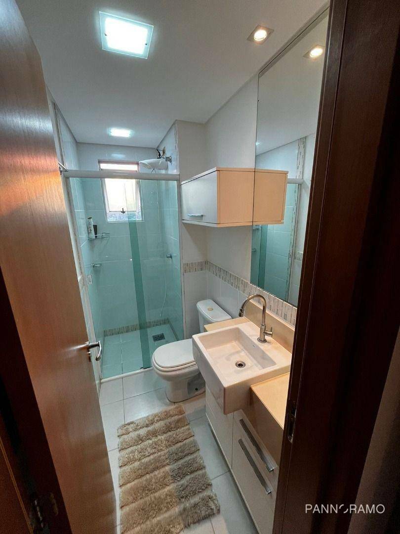 Apartamento à venda com 2 quartos, 68m² - Foto 4