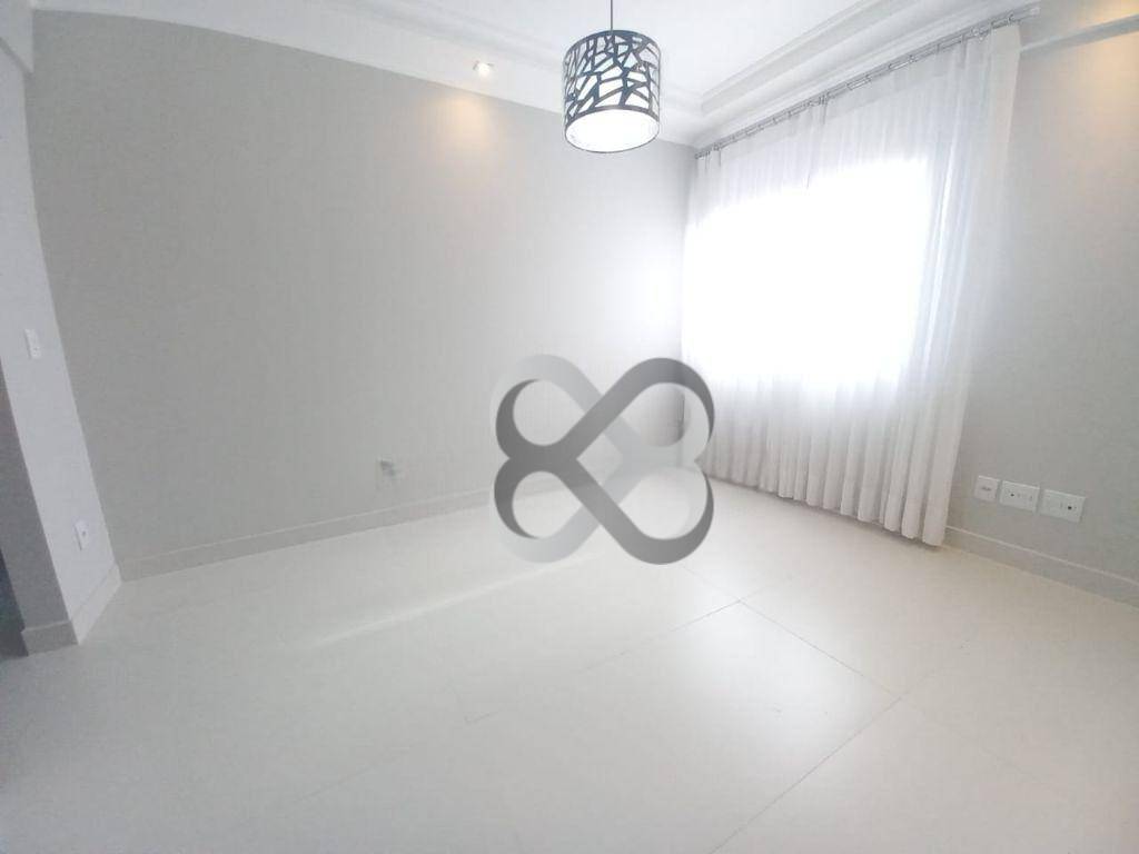 Apartamento para alugar com 2 quartos, 66m² - Foto 2