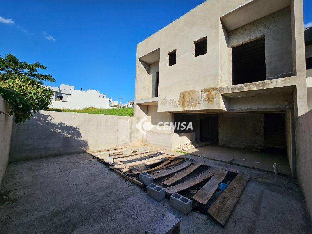 Casa de Condomínio à venda com 3 quartos, 220m² - Foto 1