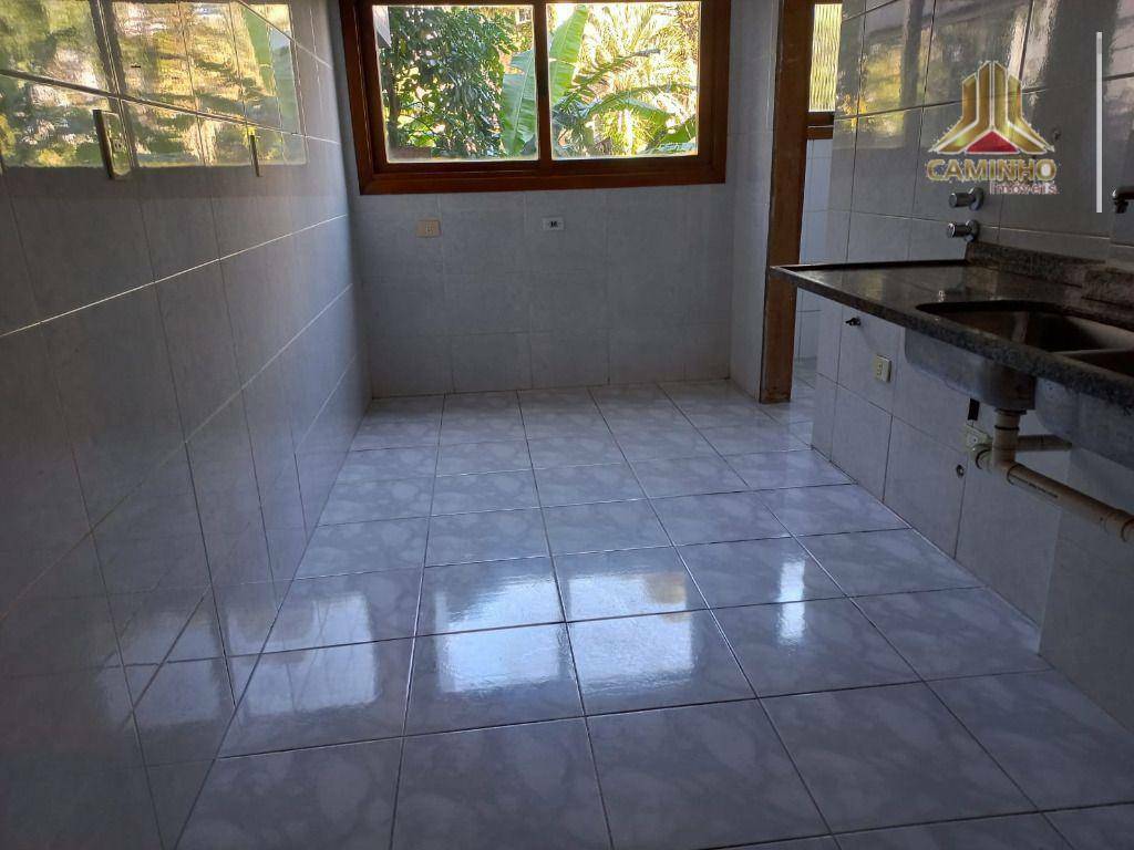 Apartamento à venda com 3 quartos, 166m² - Foto 3