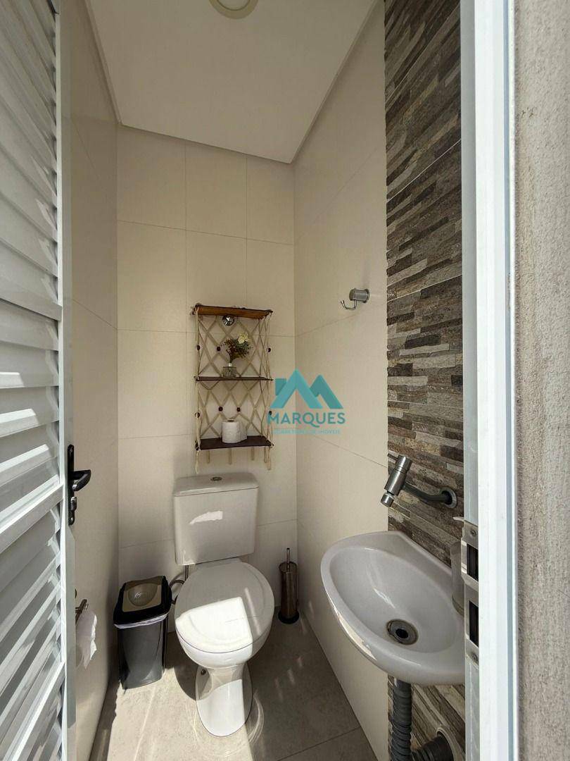 Casa à venda com 3 quartos, 132m² - Foto 7