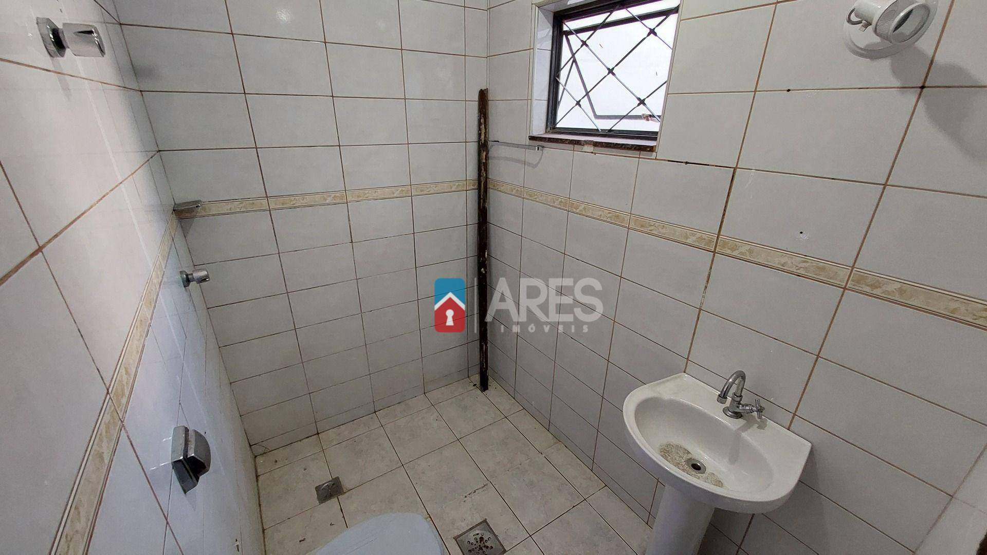 Casa à venda com 3 quartos, 188m² - Foto 11