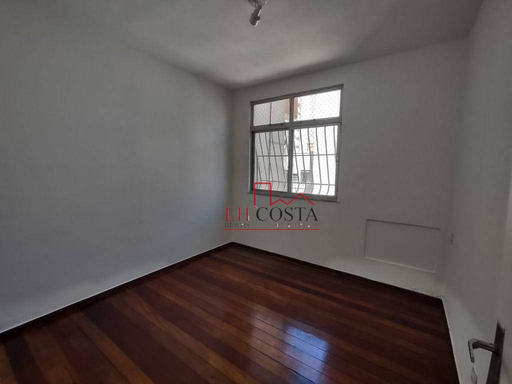 Apartamento à venda com 2 quartos, 75m² - Foto 15