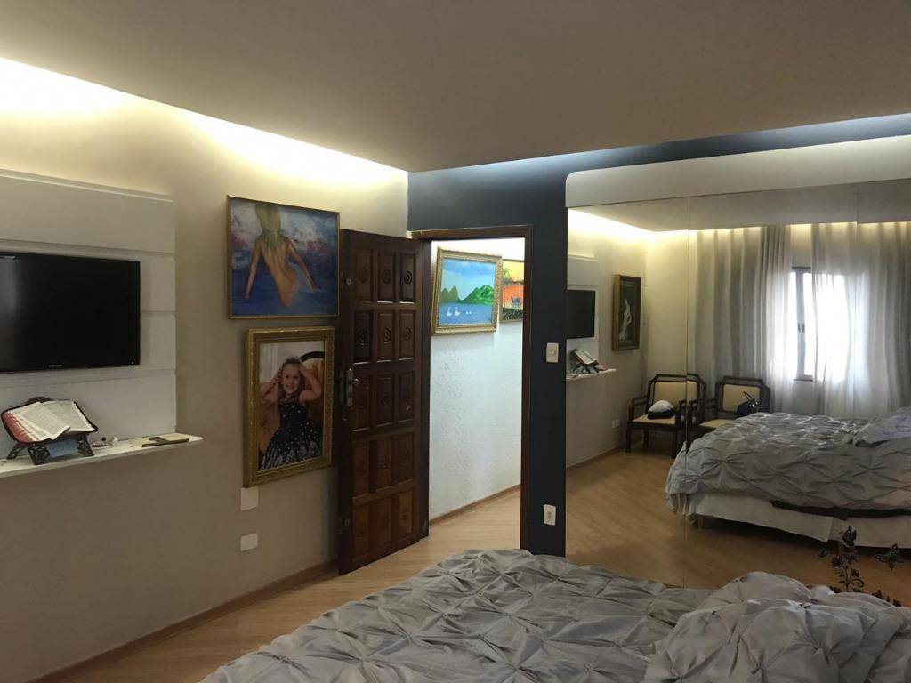 Sobrado à venda com 2 quartos, 241m² - Foto 15