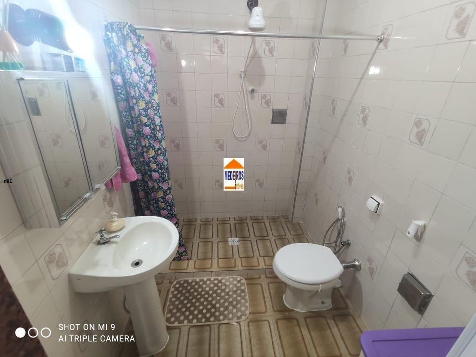 Casa à venda com 4 quartos, 200m² - Foto 23