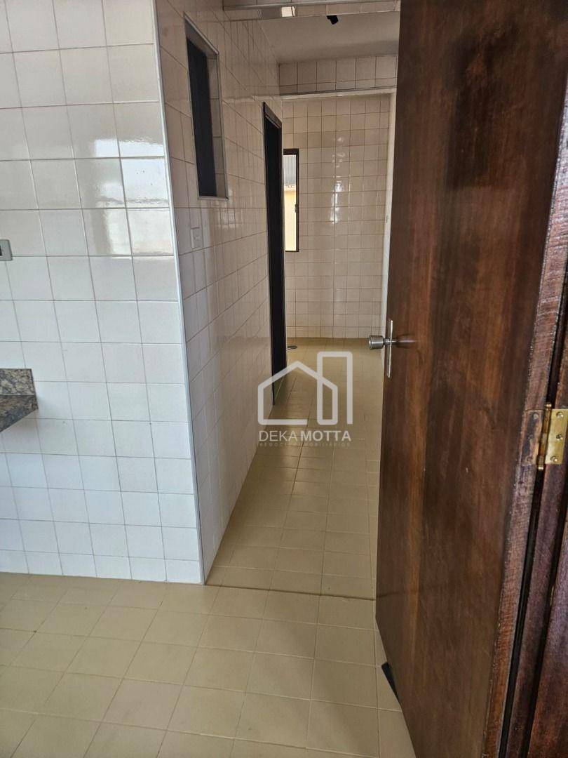 Apartamento à venda com 3 quartos, 117m² - Foto 15