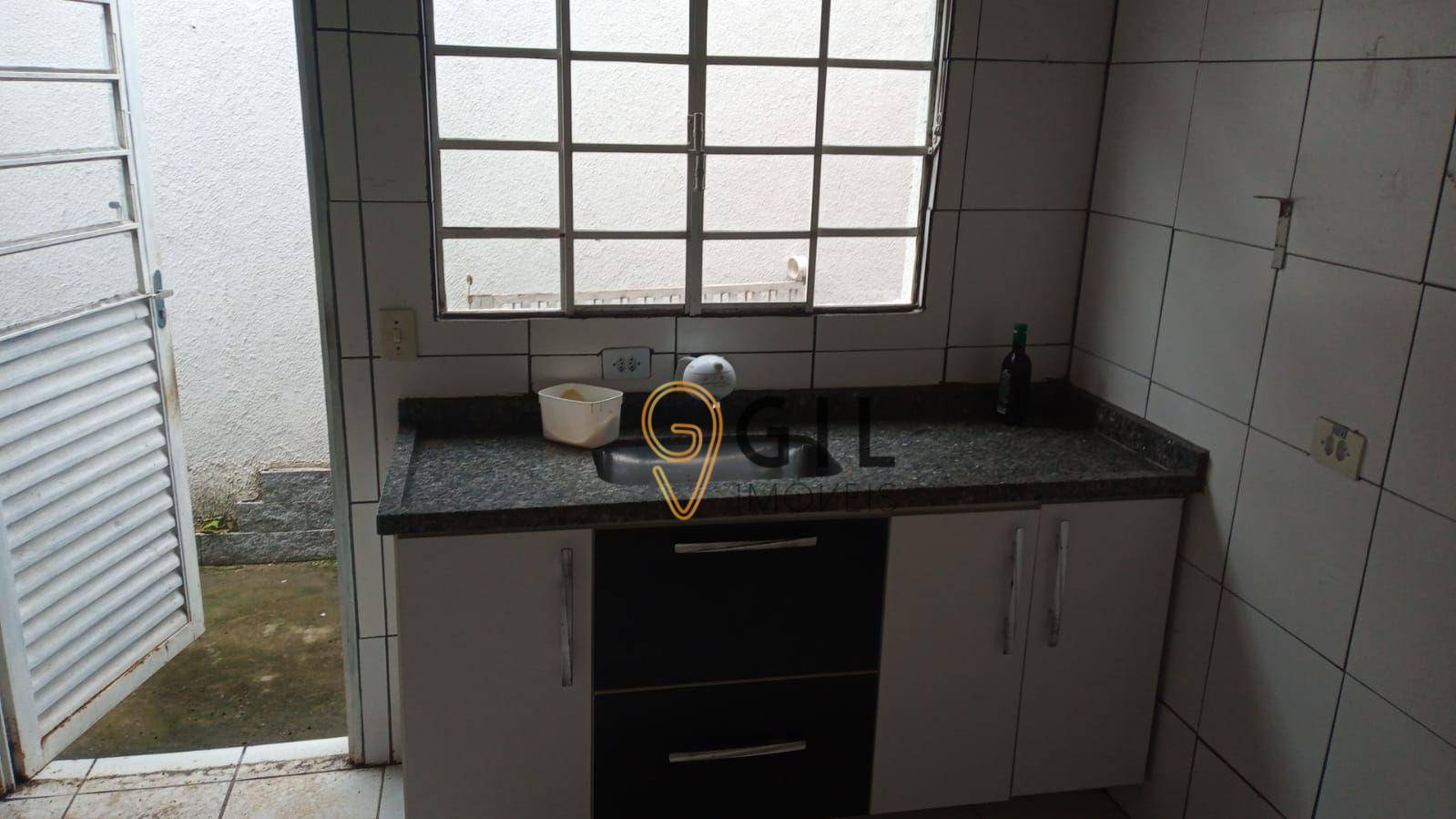 Sobrado à venda com 2 quartos, 173m² - Foto 8