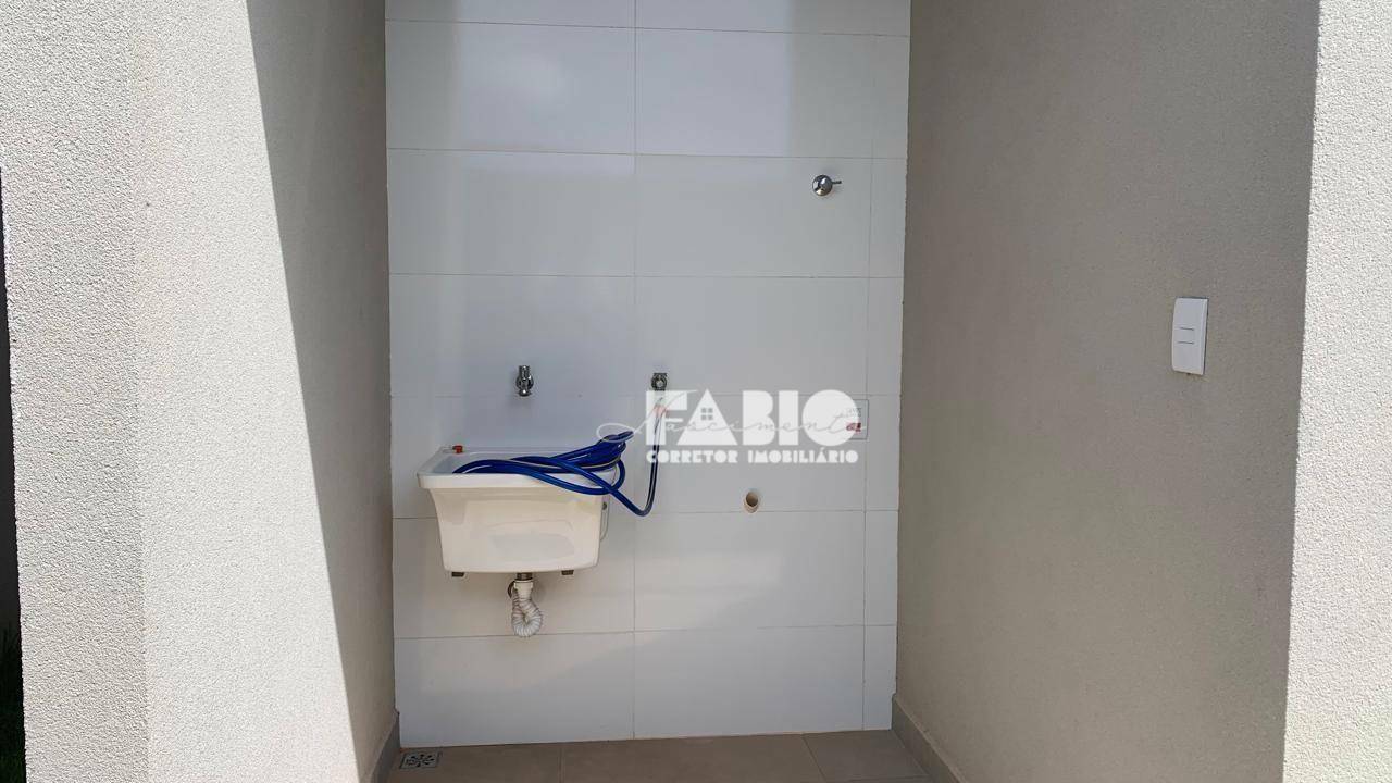 Casa à venda com 3 quartos, 119m² - Foto 12