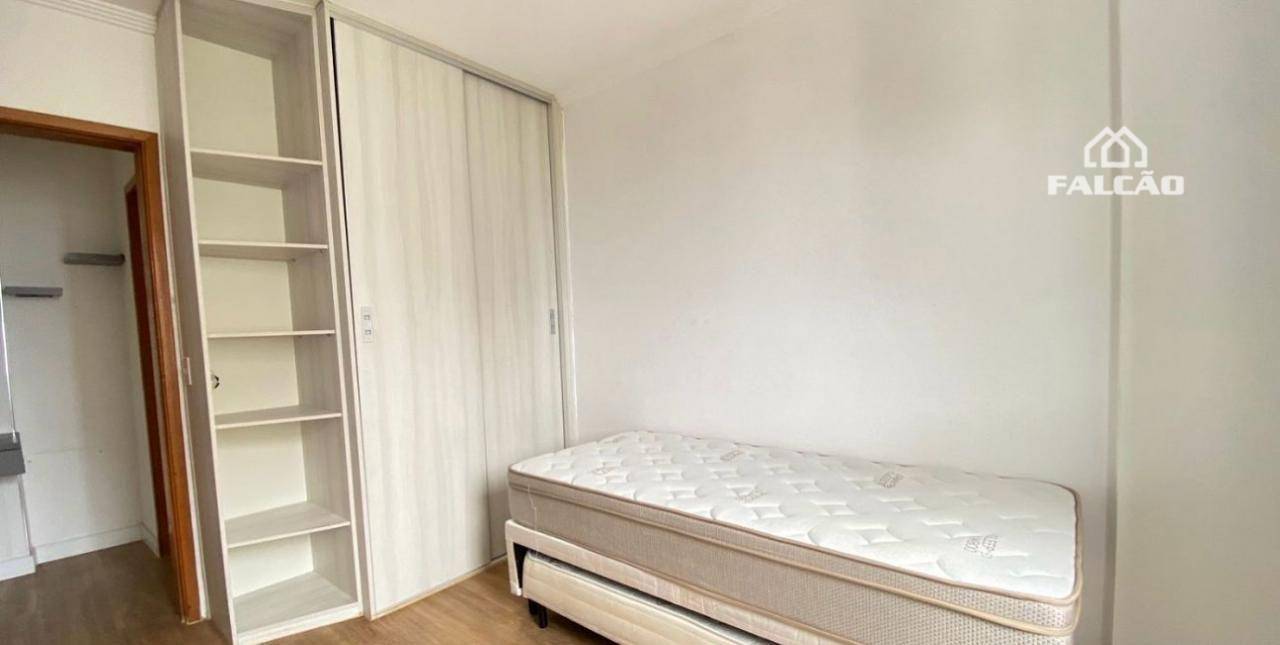 Apartamento à venda com 3 quartos, 115m² - Foto 9