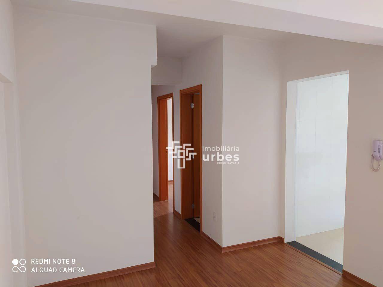 Apartamento à venda com 2 quartos, 65m² - Foto 3