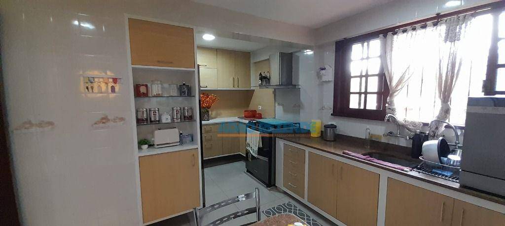 Casa de Condomínio à venda com 5 quartos, 265m² - Foto 13