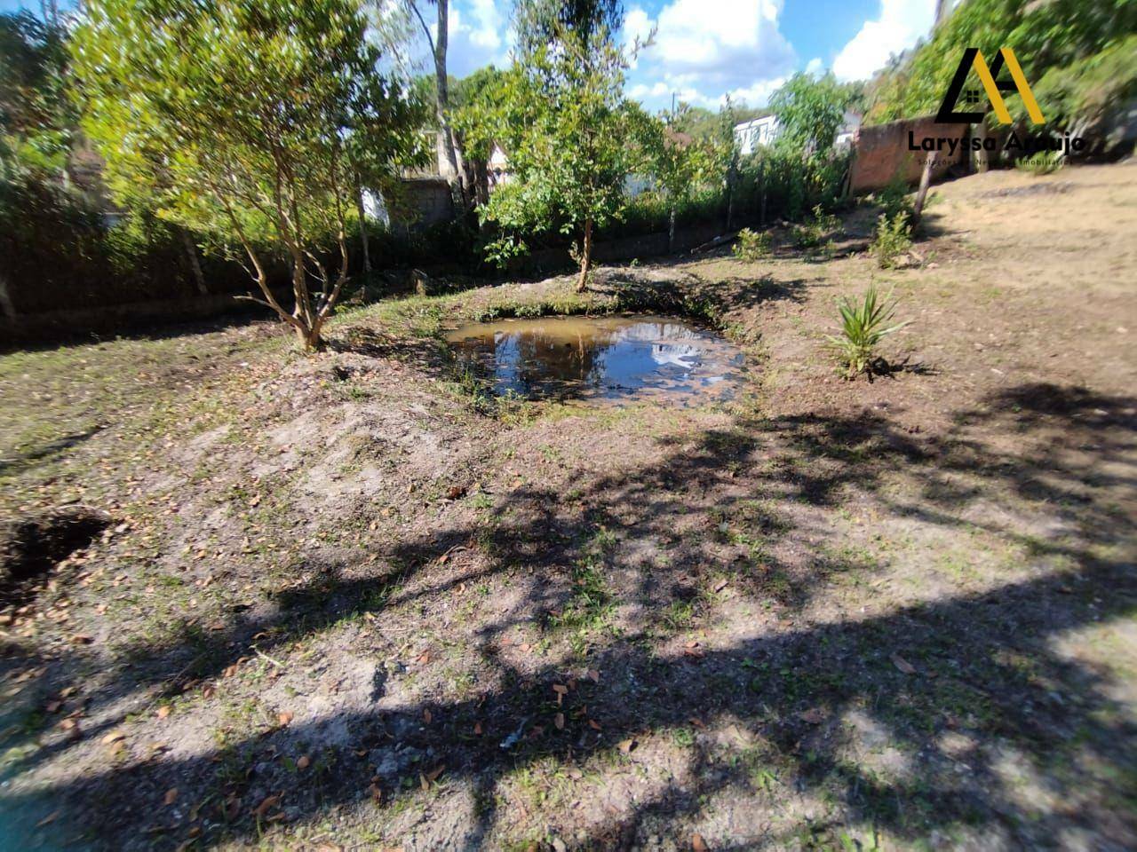 Chácara, 3 quartos, 1100 m² - Foto 1