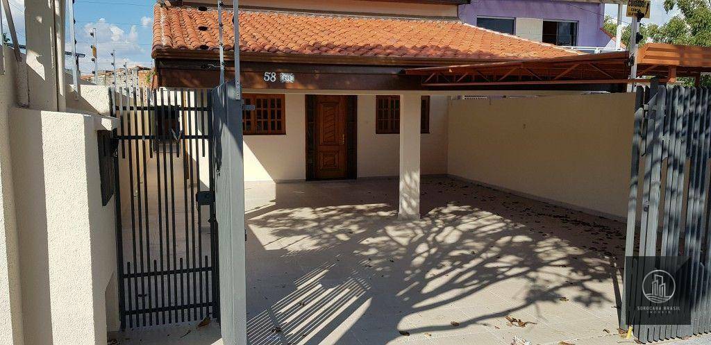 Casa à venda com 3 quartos, 248m² - Foto 1