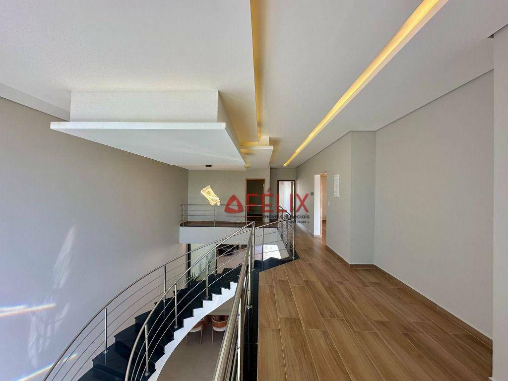 Sobrado à venda com 4 quartos, 410m² - Foto 46