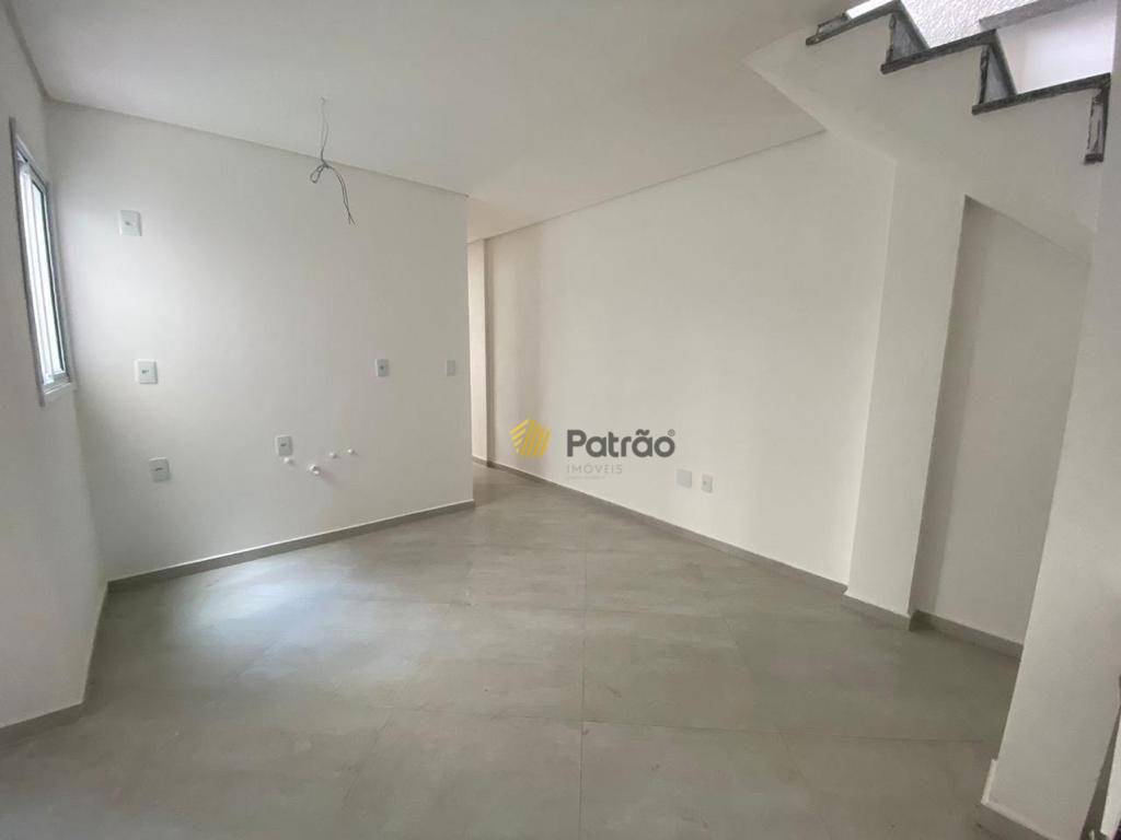 Cobertura à venda com 2 quartos, 100m² - Foto 6