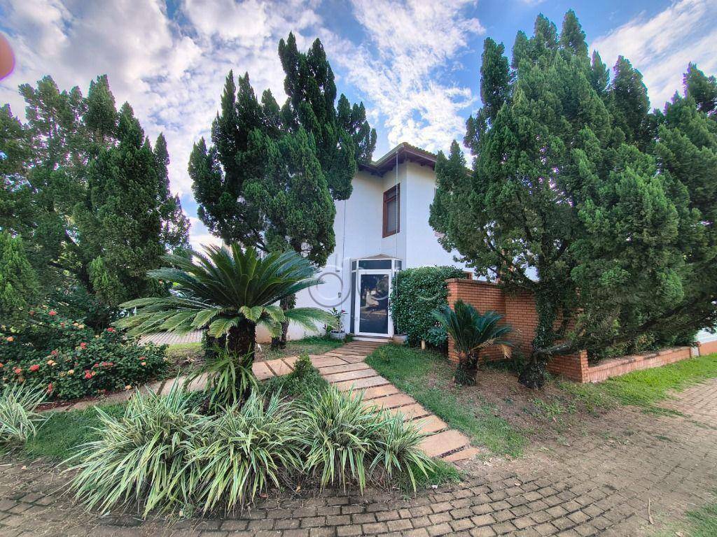 Casa de Condomínio para alugar com 3 quartos, 320m² - Foto 3