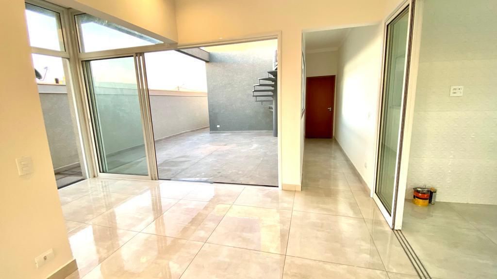 Casa à venda com 3 quartos, 300m² - Foto 29