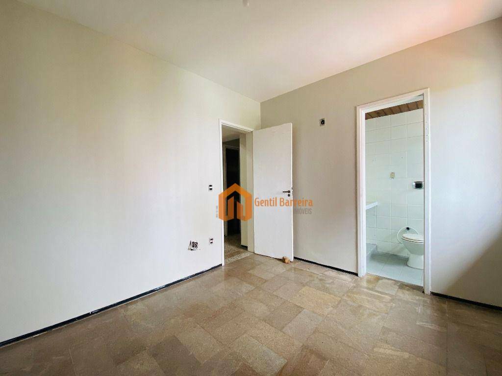 Apartamento à venda com 3 quartos, 118m² - Foto 21