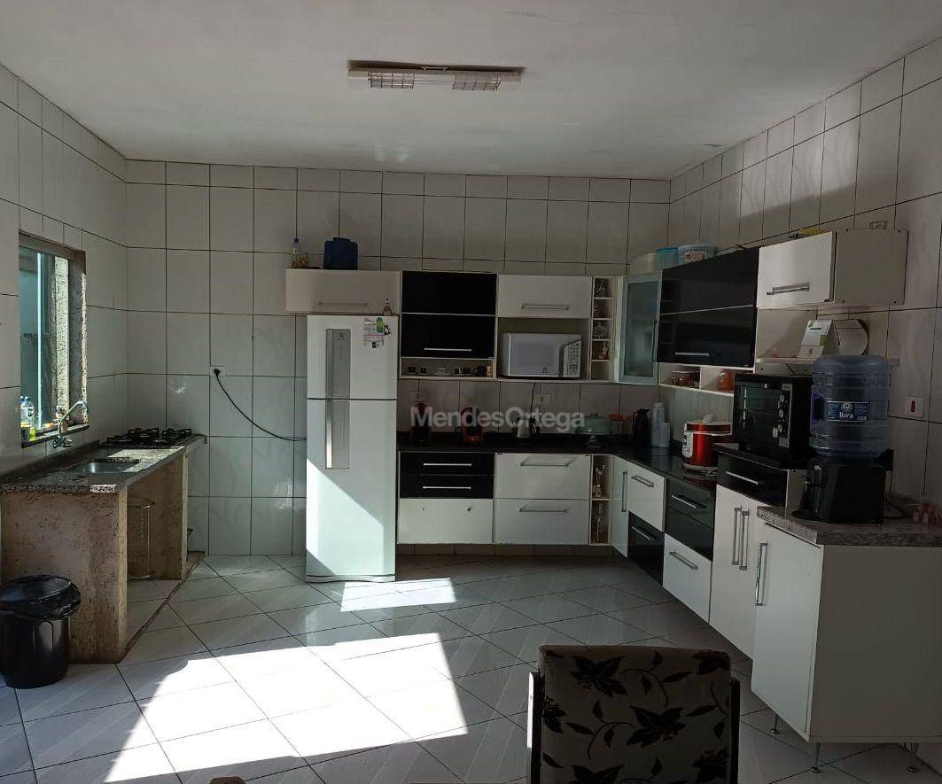 Casa à venda com 3 quartos, 185m² - Foto 5