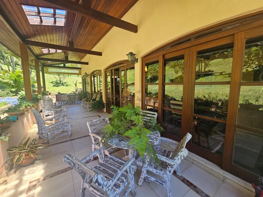 Casa de Condomínio à venda com 4 quartos, 3642m² - Foto 5