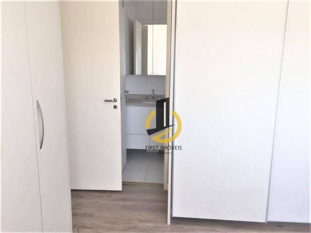 Apartamento à venda com 2 quartos, 65m² - Foto 17