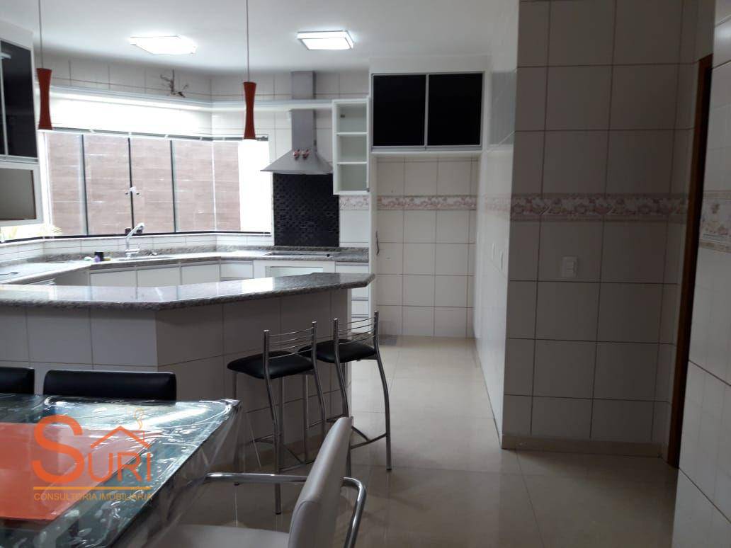 Casa à venda com 3 quartos, 320m² - Foto 39