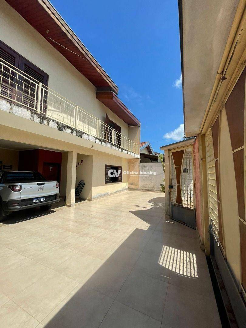 Sobrado à venda com 4 quartos, 218m² - Foto 19