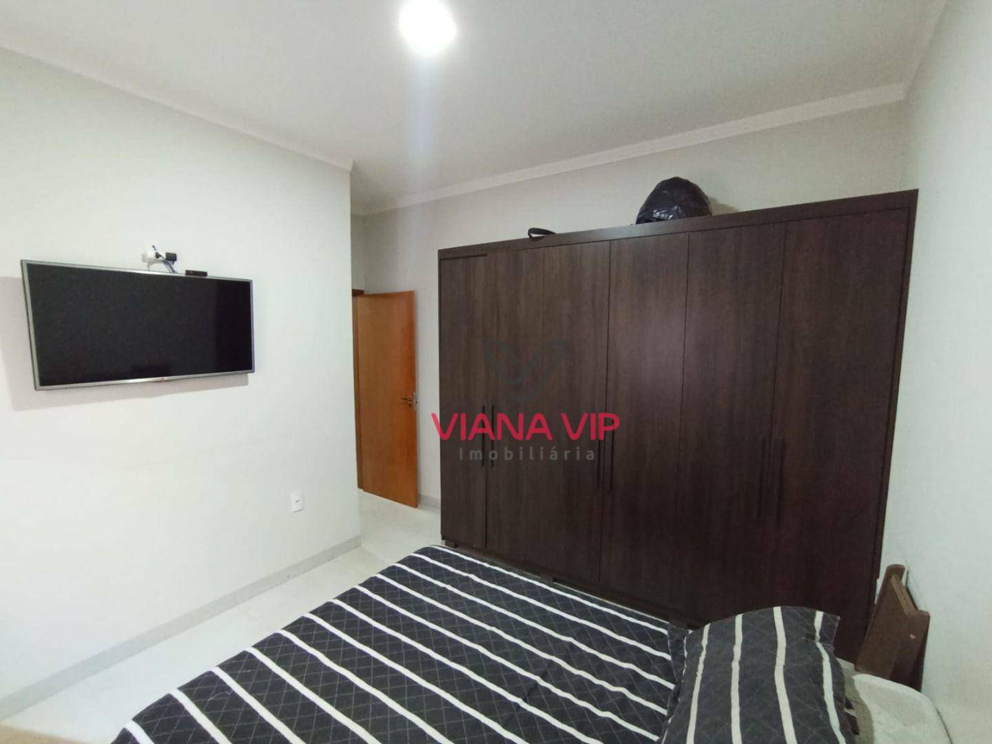 Casa à venda com 2 quartos, 84m² - Foto 11