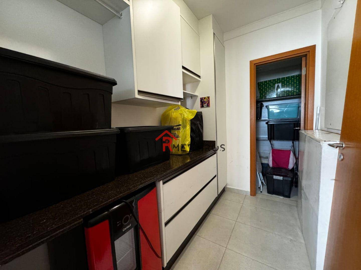 Apartamento à venda com 3 quartos, 183m² - Foto 44