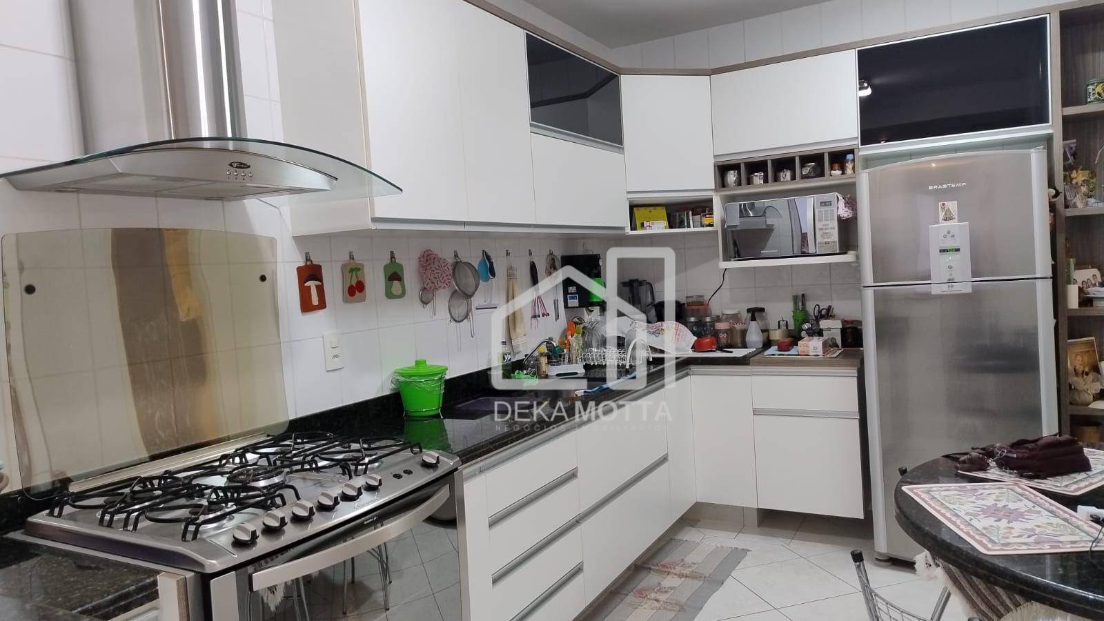 Apartamento à venda com 3 quartos, 101m² - Foto 3