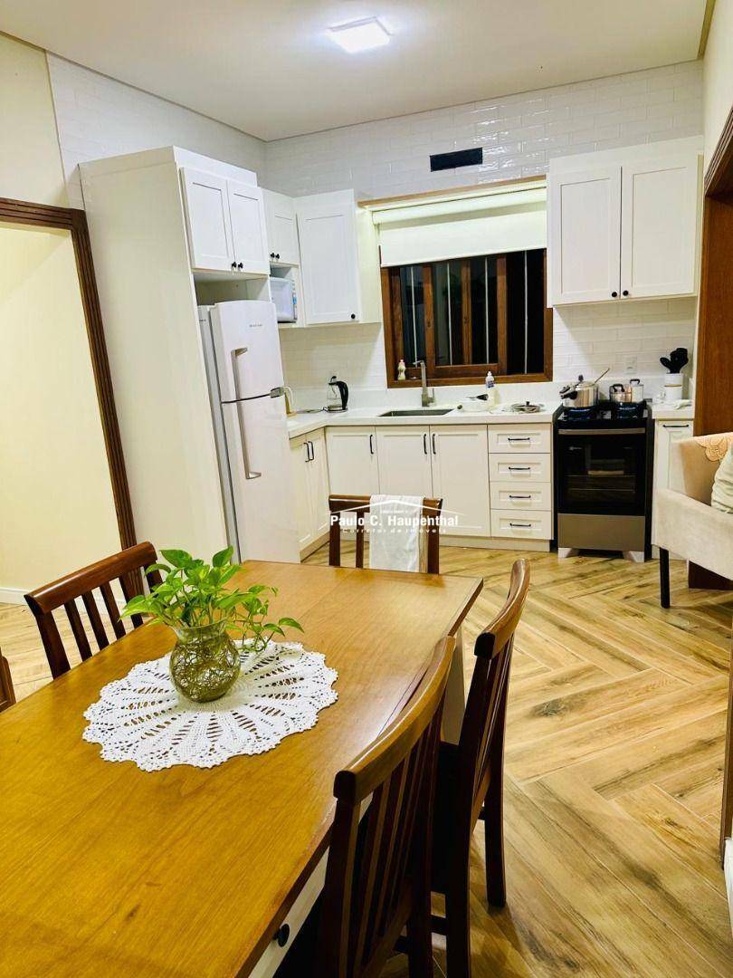 Casa à venda com 3 quartos, 120m² - Foto 7