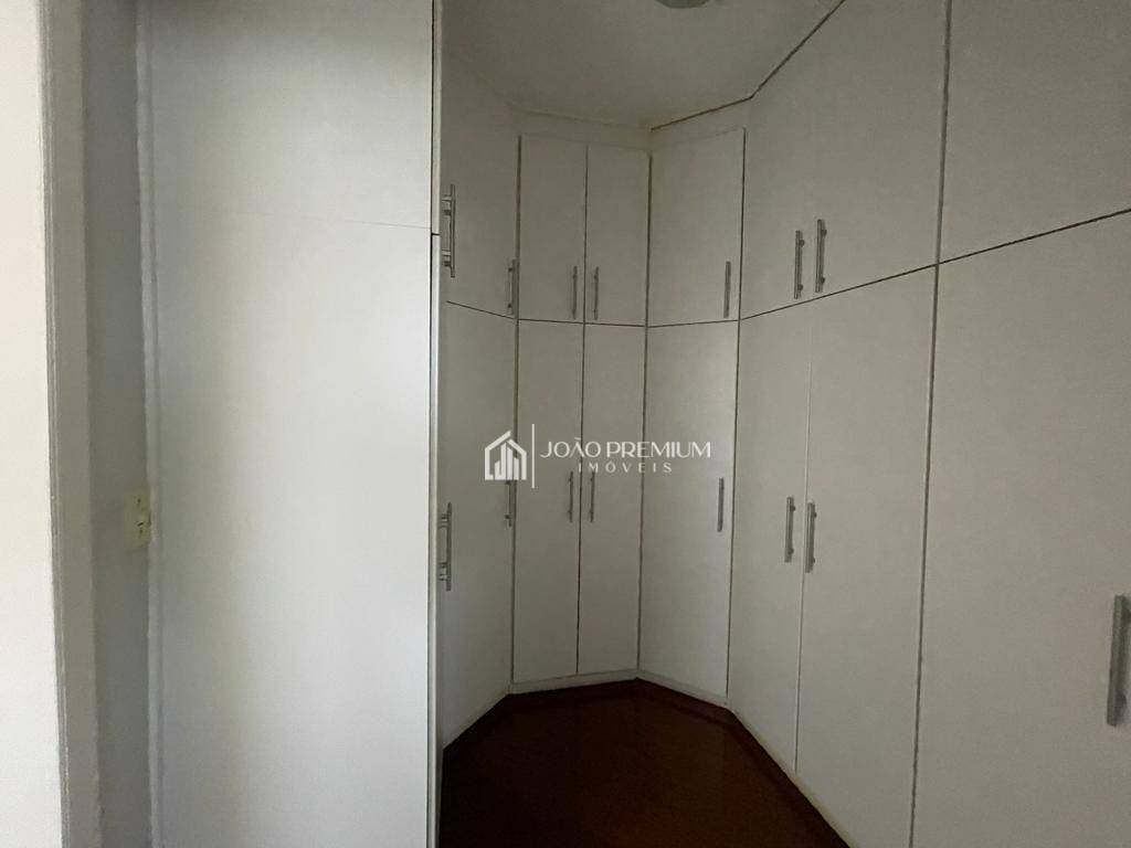 Sobrado à venda com 4 quartos, 402m² - Foto 3