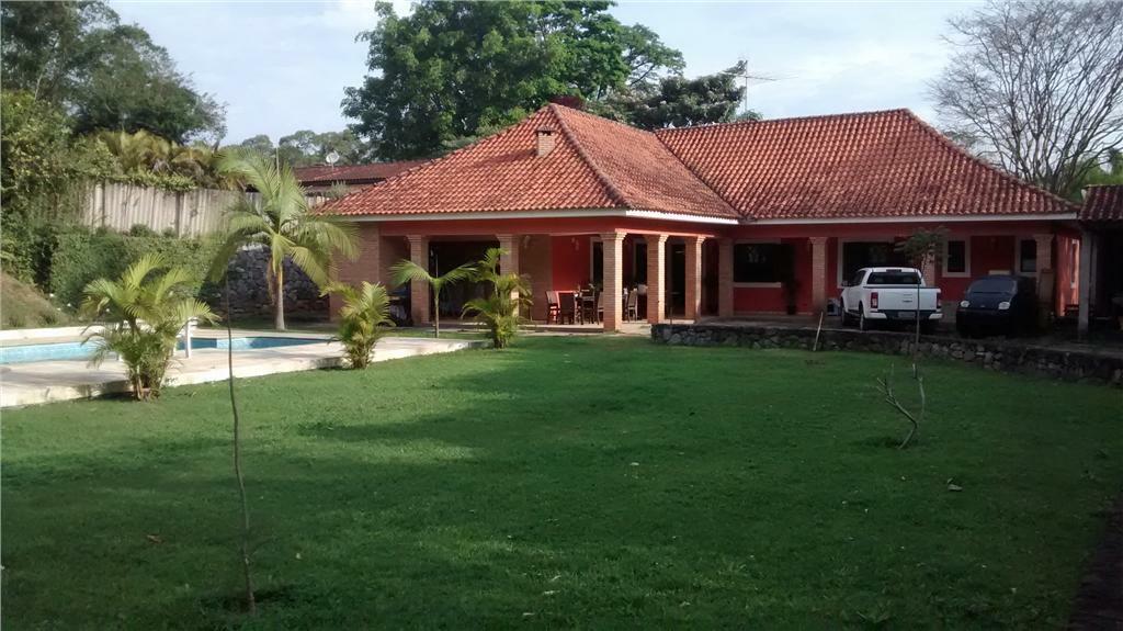 Casa de Condomínio à venda com 4 quartos, 350m² - Foto 2