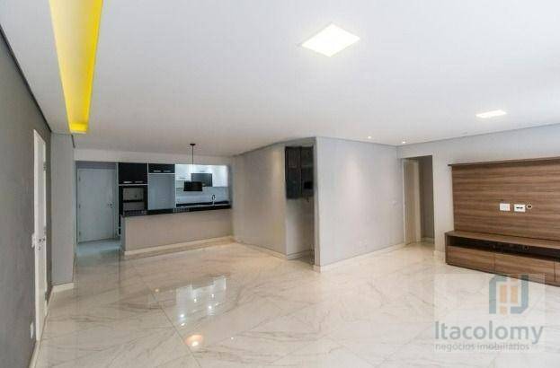 Apartamento para alugar com 3 quartos, 170m² - Foto 9