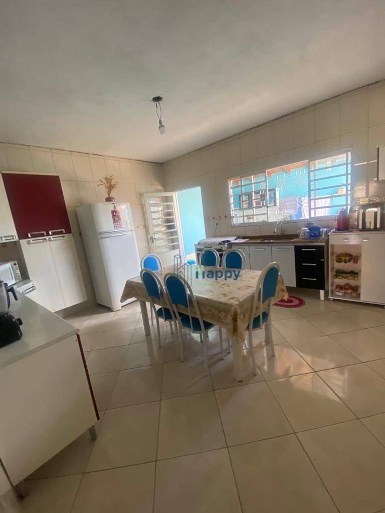 Casa à venda com 2 quartos, 250M2 - Foto 2