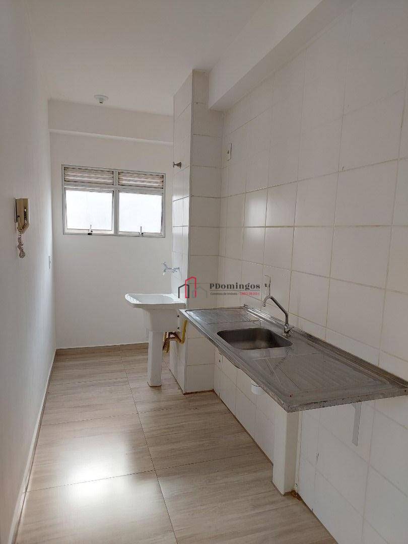 Apartamento à venda e aluguel com 2 quartos, 50m² - Foto 4