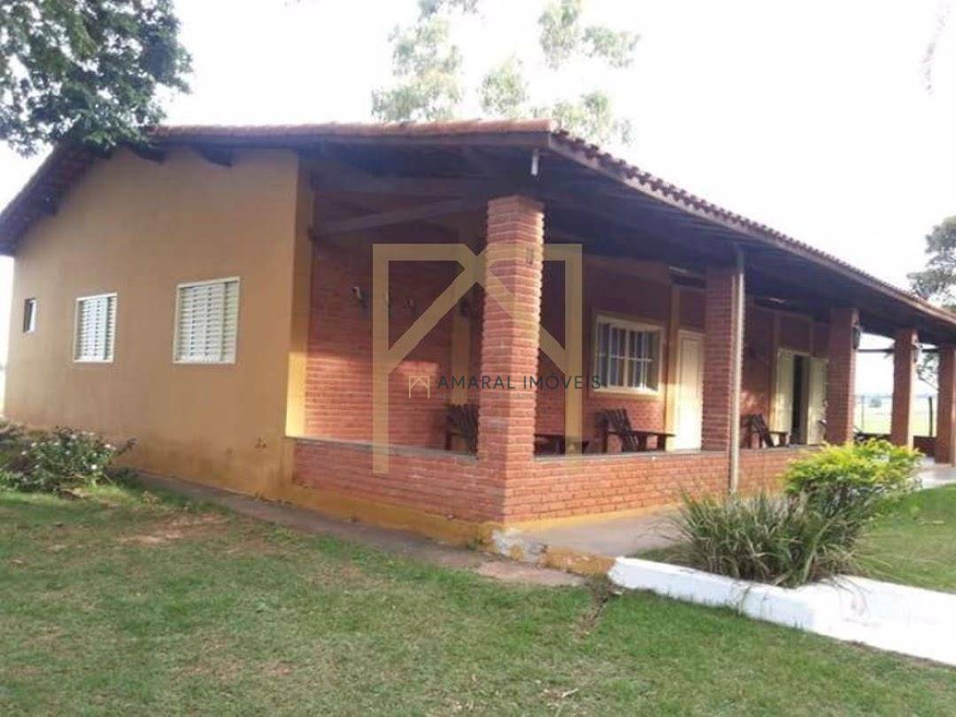 Chácara à venda com 2 quartos, 245m² - Foto 10