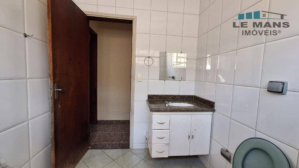 Casa à venda com 3 quartos, 120m² - Foto 4