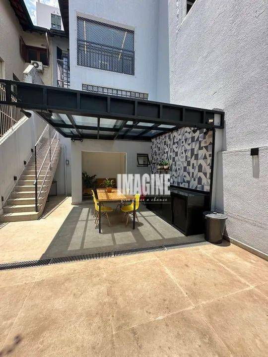 Casa à venda com 4 quartos, 311m² - Foto 16