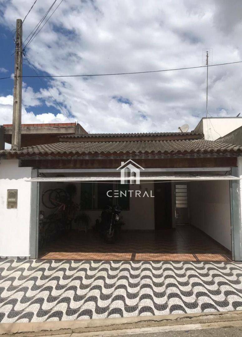 Casa à venda com 3 quartos, 150m² - Foto 1