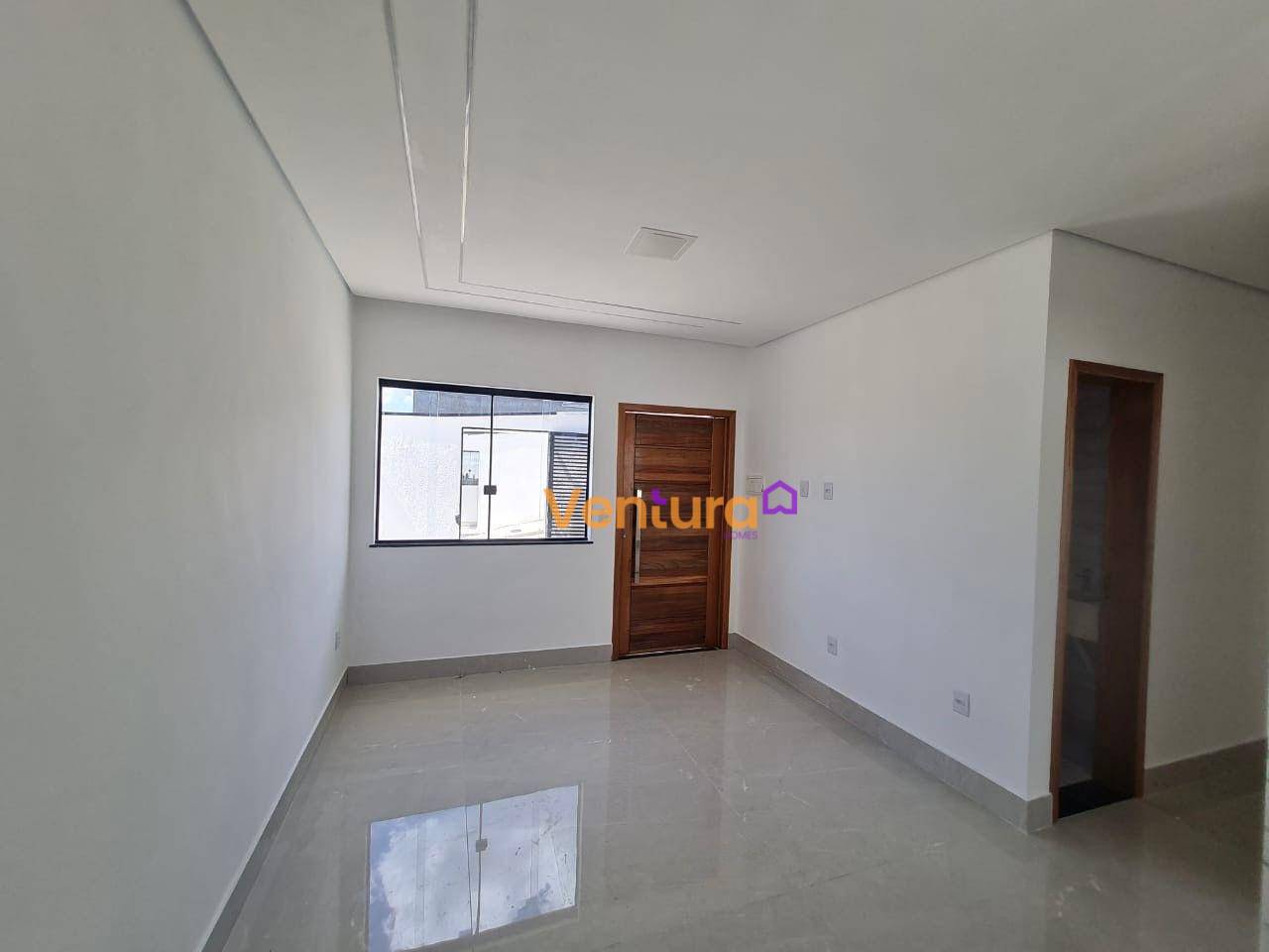 Casa à venda com 3 quartos, 130m² - Foto 4