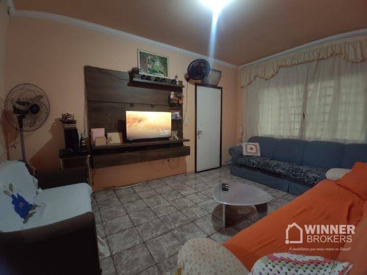 Casa à venda com 5 quartos, 211m² - Foto 5