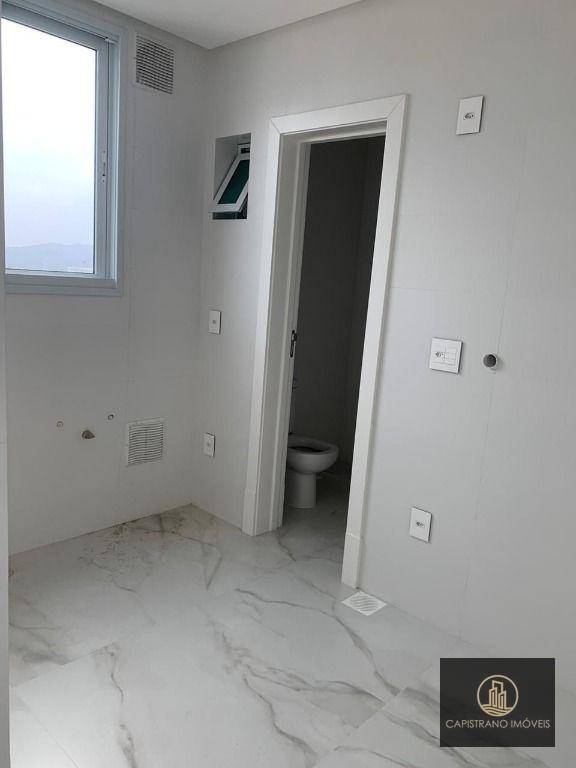 Apartamento à venda com 3 quartos, 151m² - Foto 16